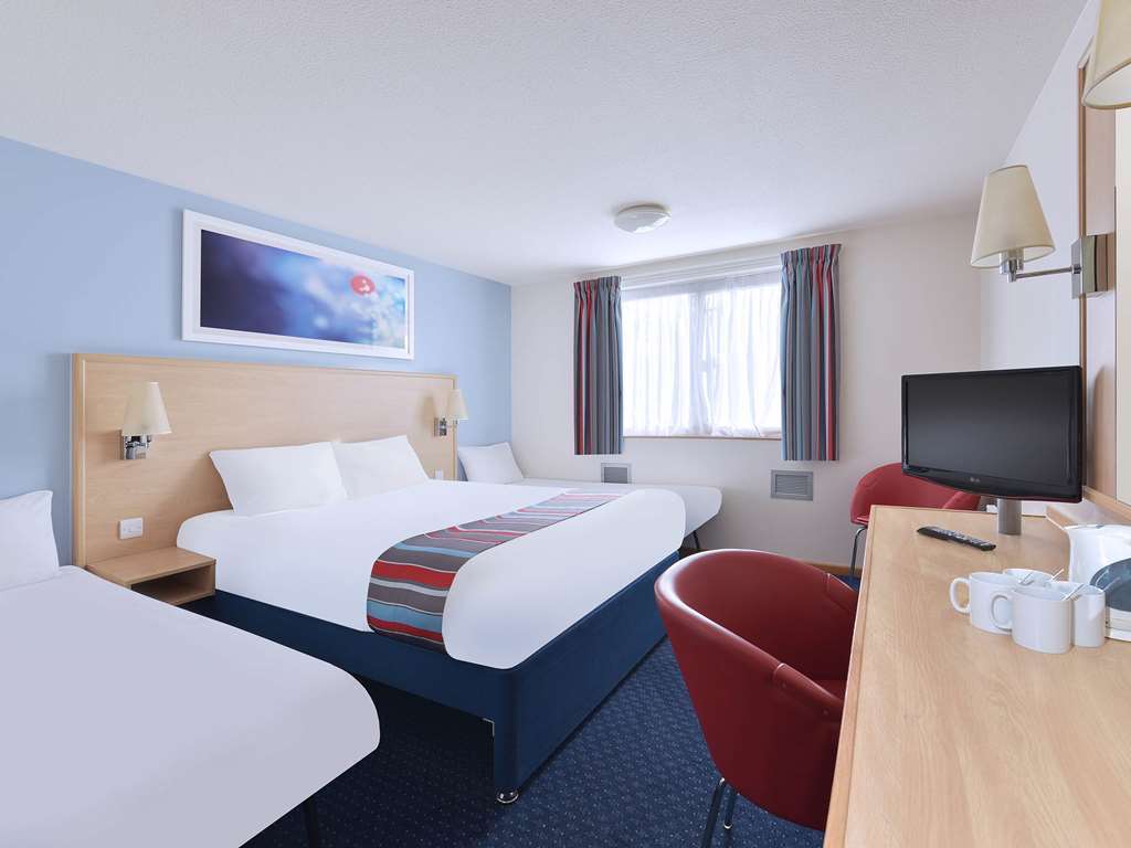 Travelodge Reading Whitley 客房 照片